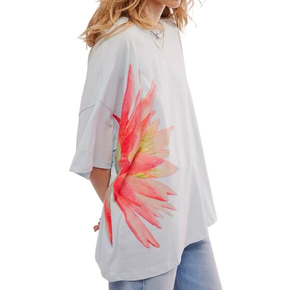 DAYDREAMER Exploded Water Lily Tee in Blue Mist, One Size / P2P 27” New w/ Tag - Picture 4 of 9